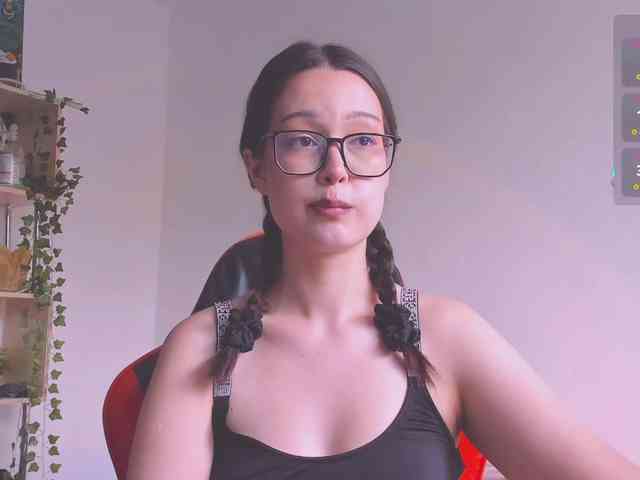 ShadowEva webcam