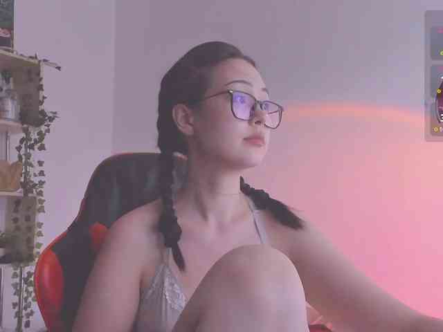 ShadowEva webcam