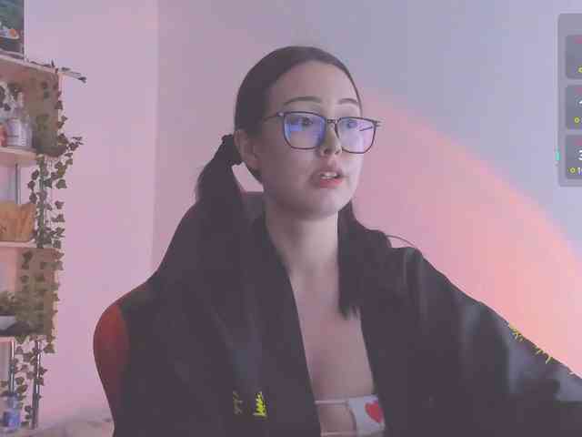 ShadowEva webcam