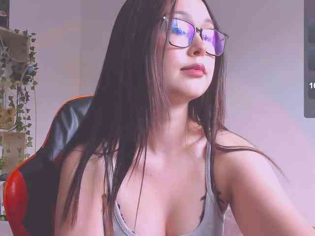ShadowEva webcam