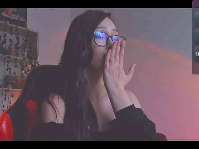 ShadowEva webcam
