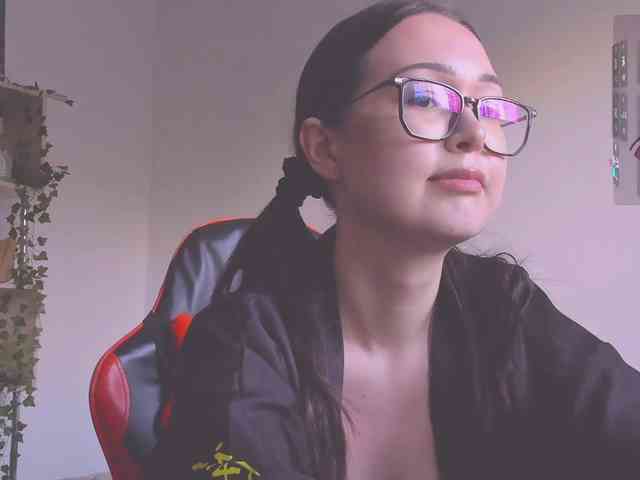 ShadowEva webcam