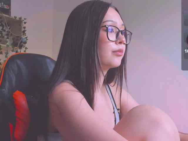 ShadowEva webcam
