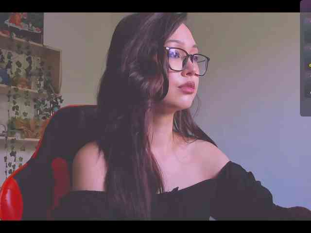 ShadowEva webcam