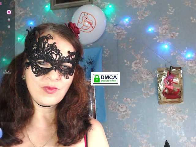 LucianaSanders – webcam model profile photo