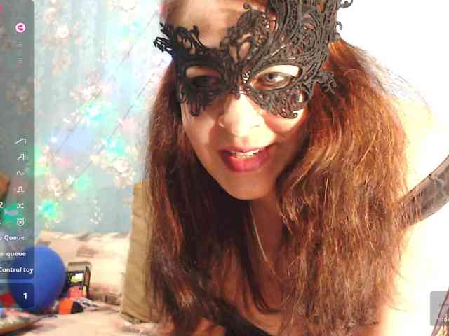 LucianaSanders webcam