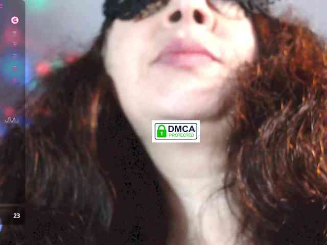 LucianaSanders webcam