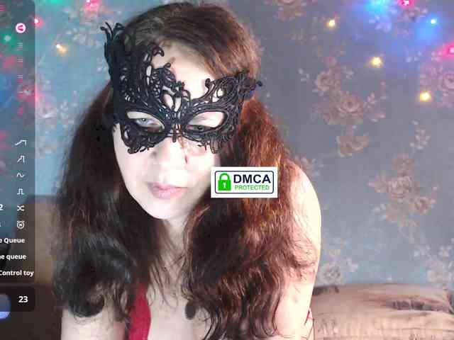 LucianaSanders webcam