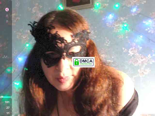 LucianaSanders webcam