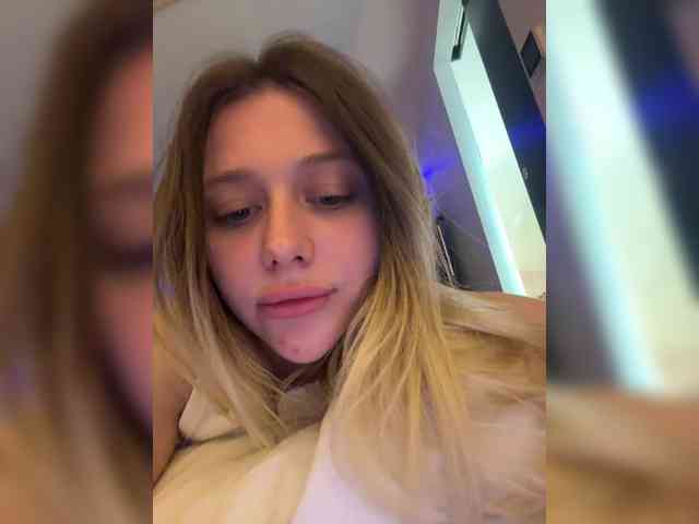 VibeSwet37 webcam