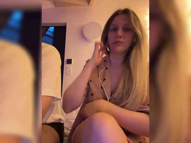 VibeSwet37 webcam