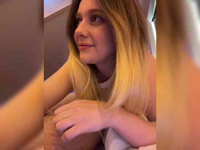 VibeSwet37 webcam