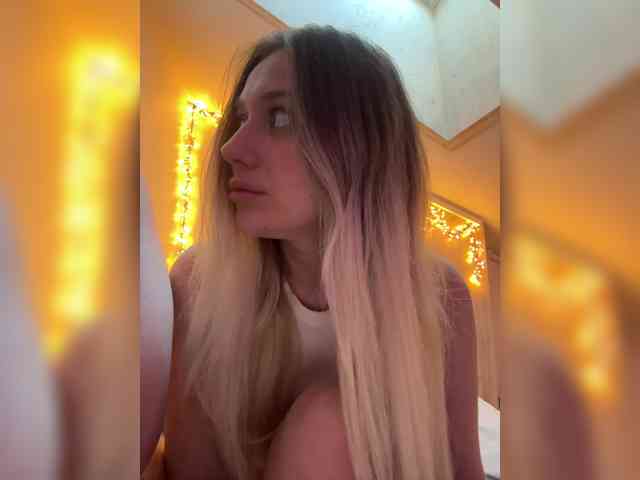 VibeSwet37 webcam