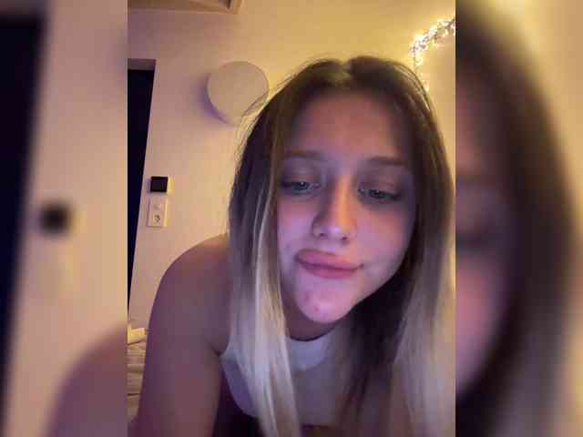 VibeSwet37 webcam