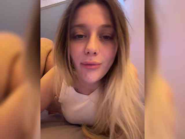 VibeSwet37 webcam