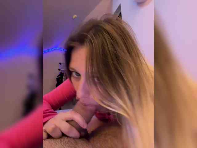 VibeSwet37 webcam