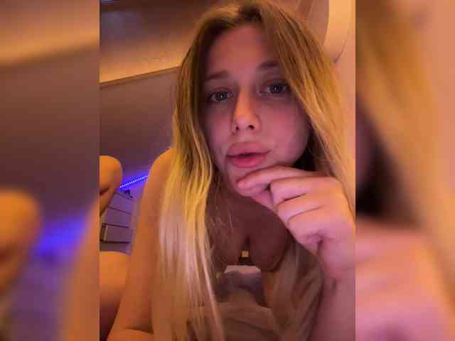 VibeSwet37 webcam
