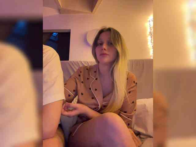 VibeSwet37 webcam