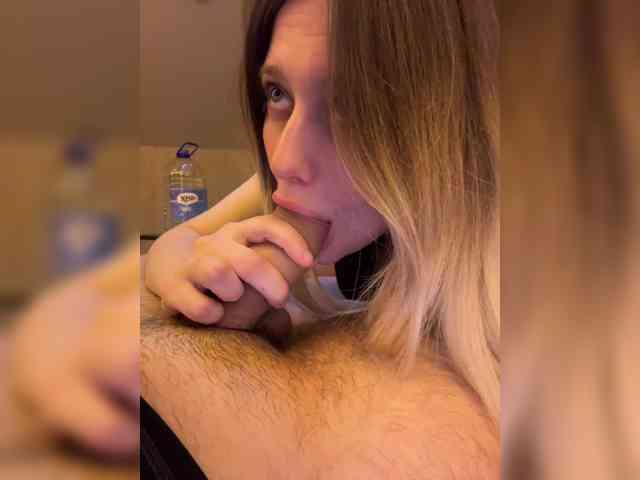 VibeSwet37 webcam