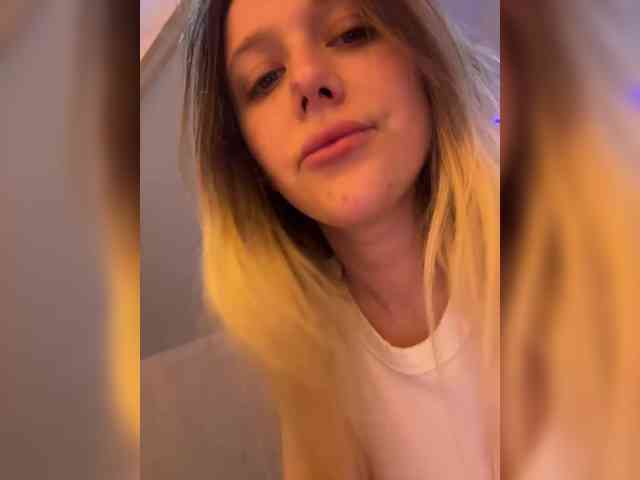 VibeSwet37 webcam