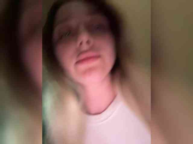 VibeSwet37 webcam