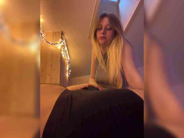 live chat room VibeSwet37