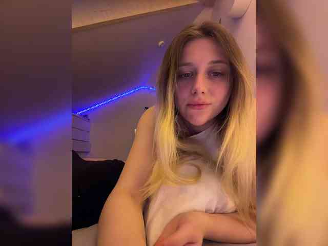 VibeSwet37 webcam