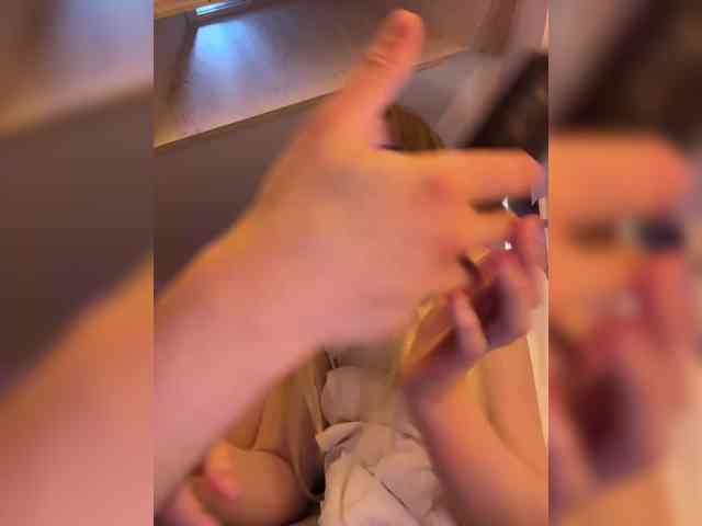 VibeSwet37 webcam