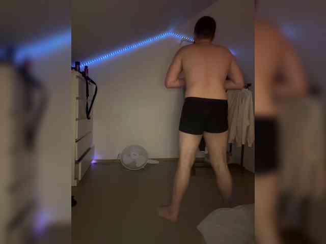 VibeSwet37 webcam