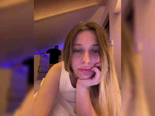 VibeSwet37 webcam