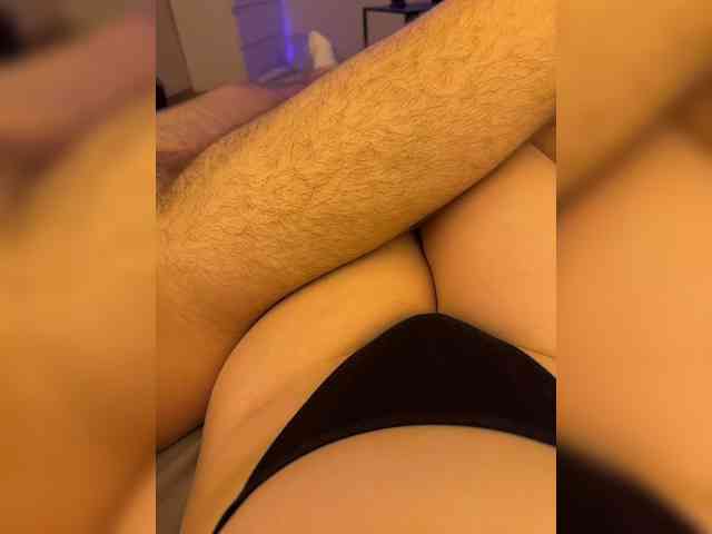 VibeSwet37 webcam