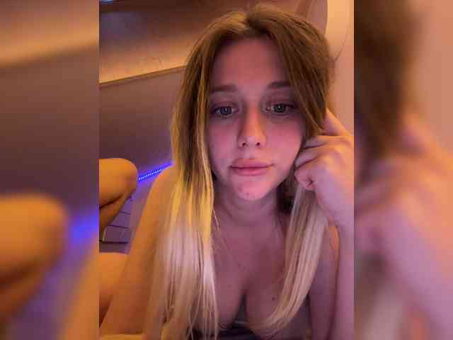 VibeSwet37 webcam