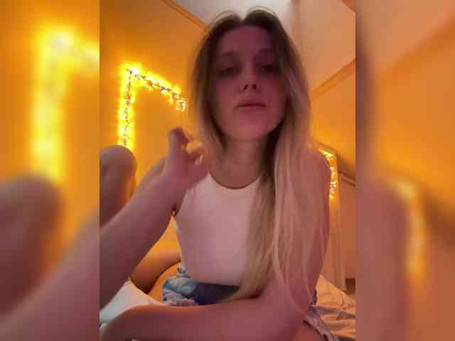 VibeSwet37 webcam
