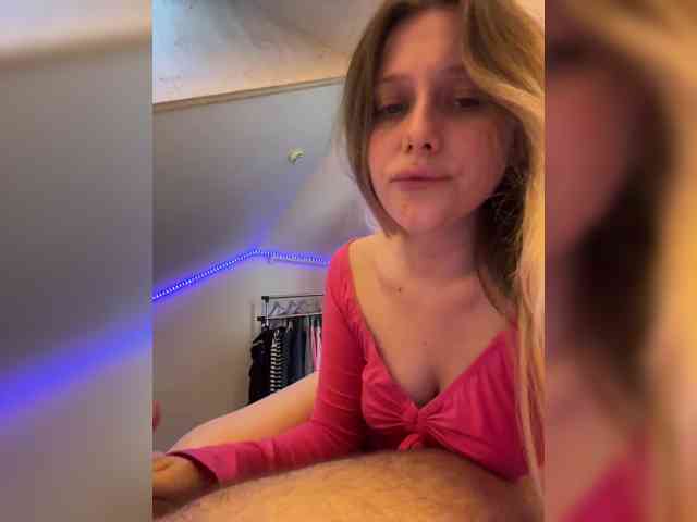 VibeSwet37 webcam