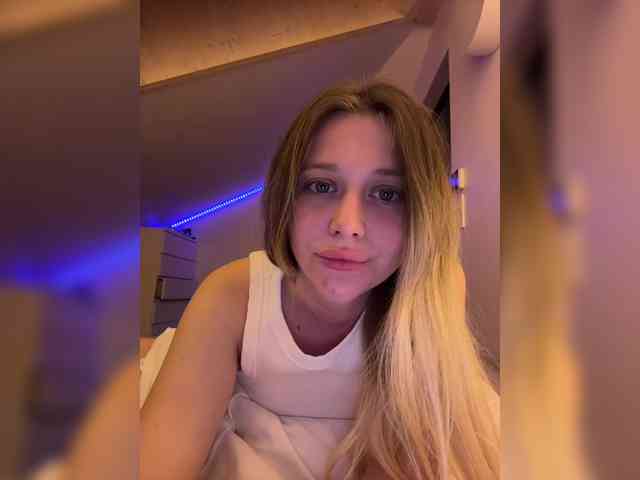 VibeSwet37 webcam