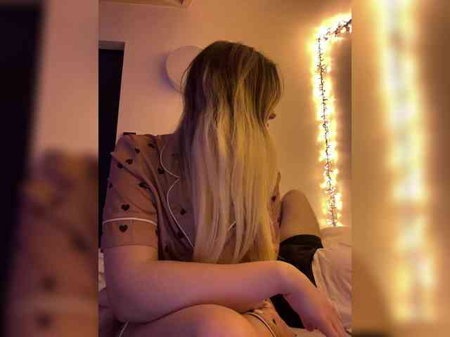 VibeSwet37 webcam