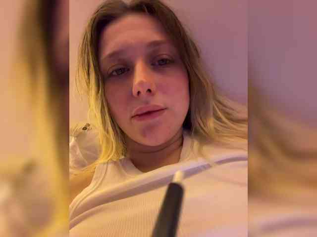 VibeSwet37 webcam