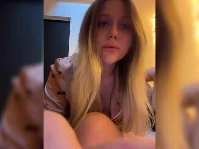 VibeSwet37 webcam