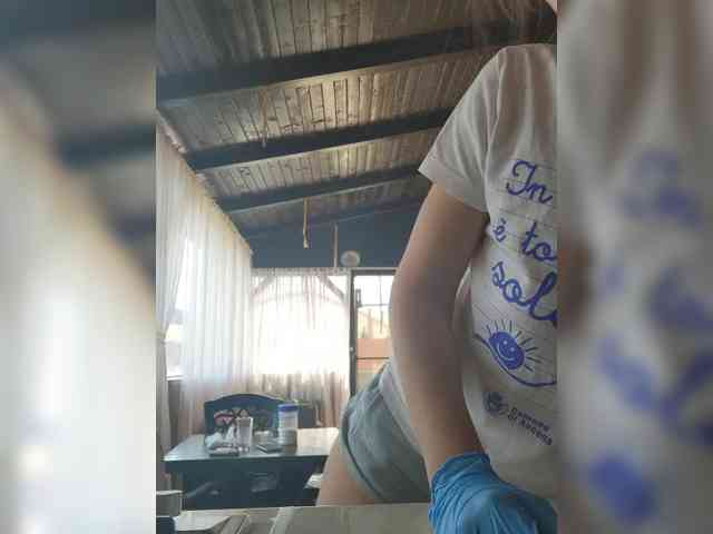 SandraWildd webcam