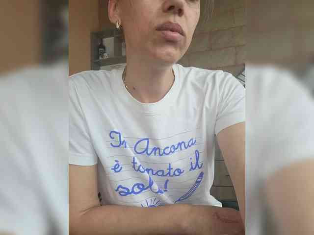SandraWildd webcam