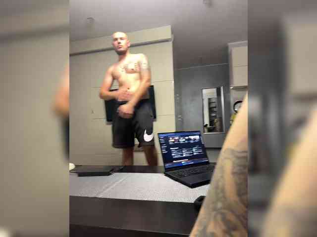 babyymommyanddadyy webcam