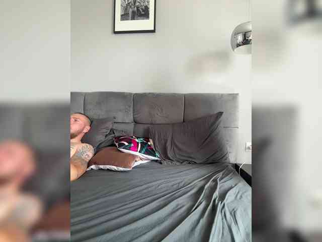 sexcam Babyymommyanddadyy