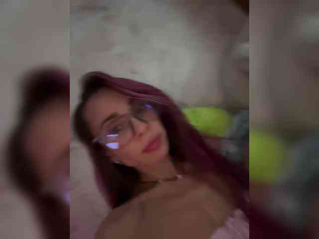 VIP17CoupleDream webcam