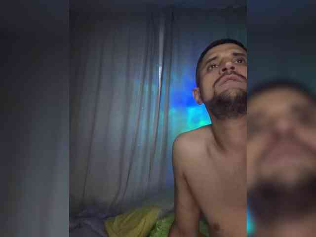 VIP17CoupleDream webcam