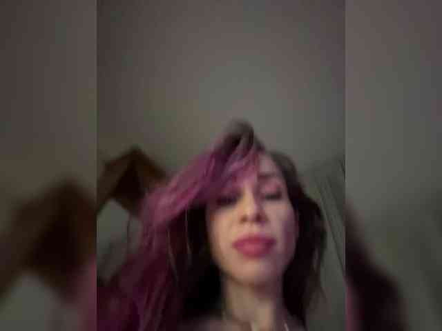 VIP17CoupleDream webcam