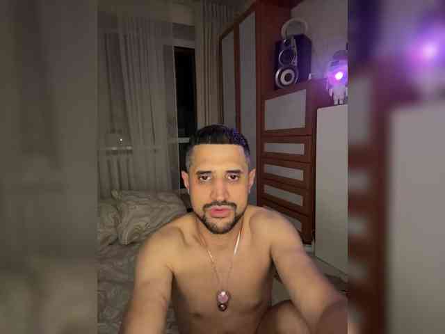 VIP17CoupleDream webcam