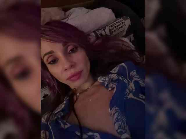 VIP17CoupleDream webcam