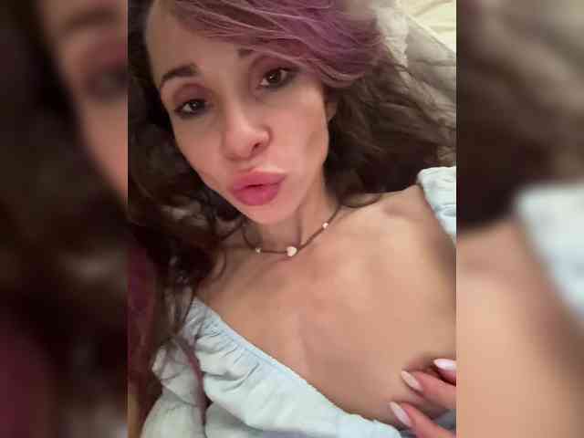 VIP17CoupleDream webcam