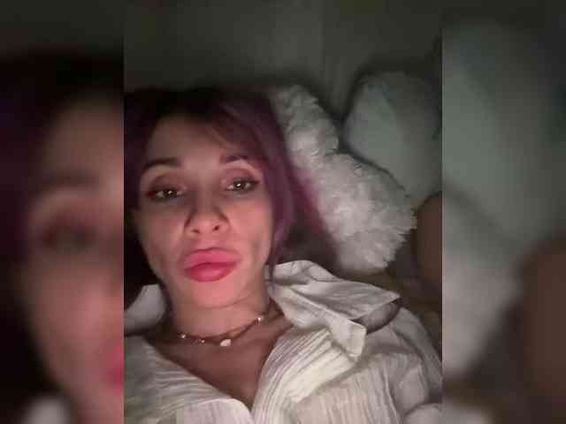 VIP17CoupleDream webcam