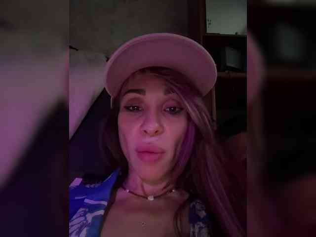 VIP17CoupleDream webcam